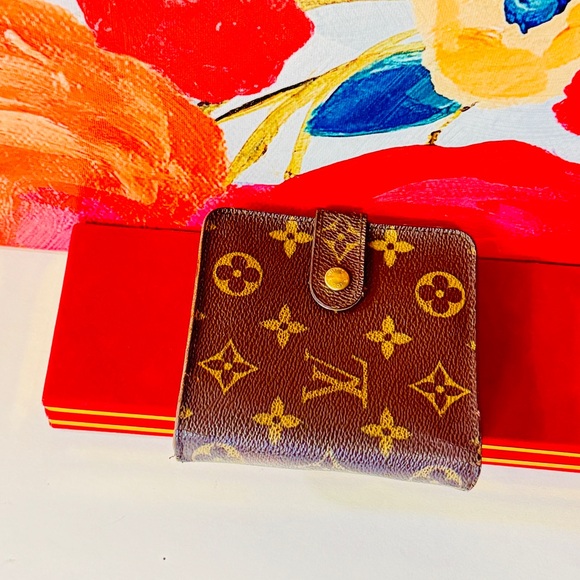 Louis Vuitton Handbags - Louis Vuitton Classic Brown Monogram Wallet compact 4x4 organizer